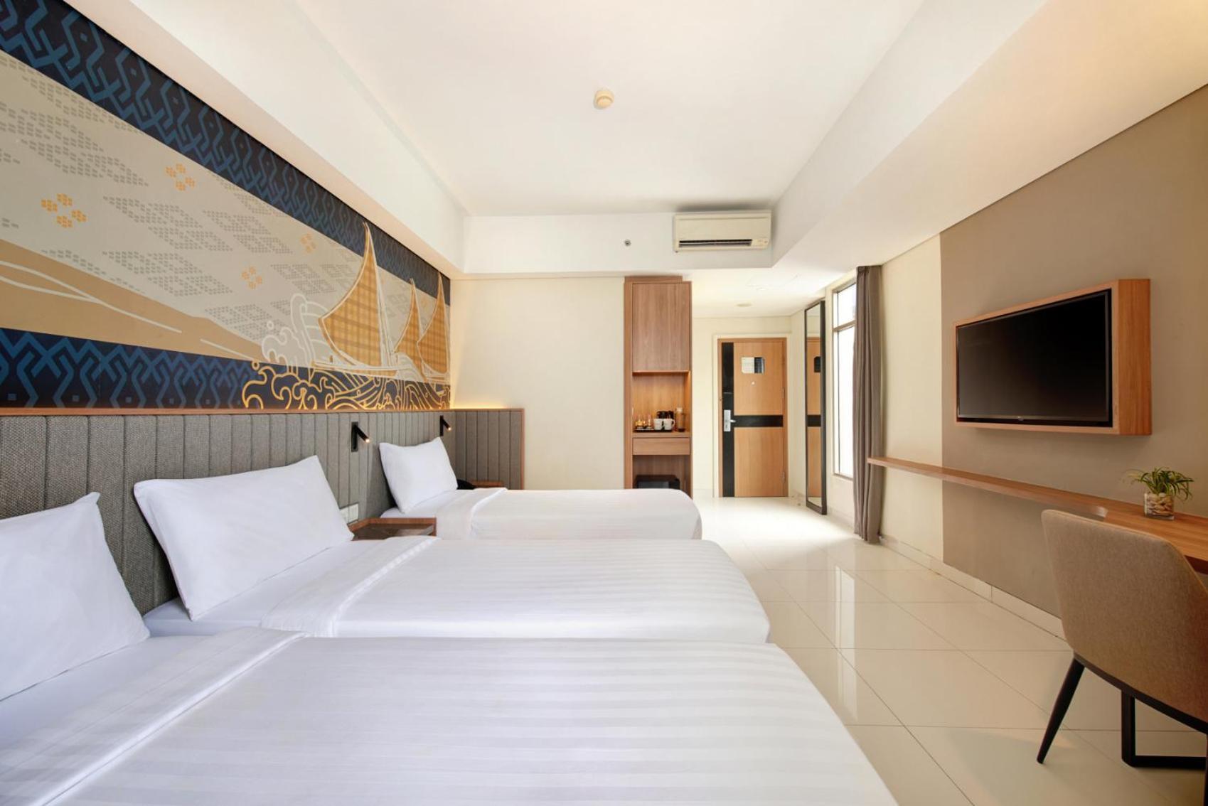 Aston Inn Pantai Losari Makassar Eksteriør bilde