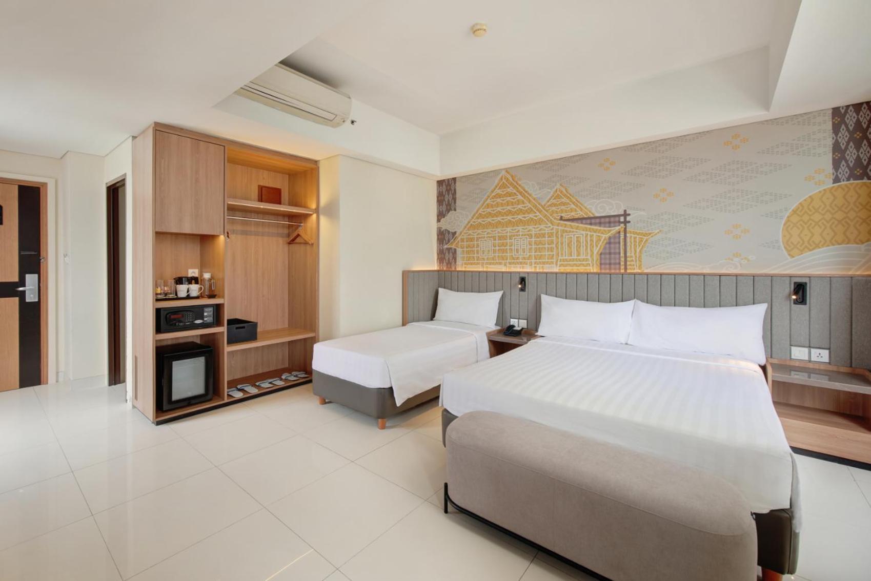 Aston Inn Pantai Losari Makassar Eksteriør bilde